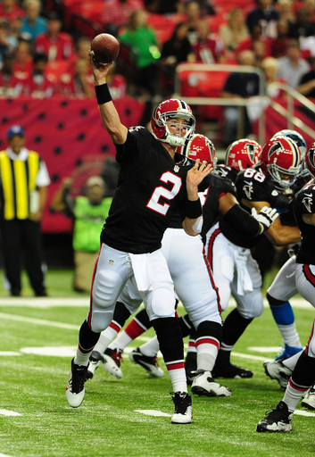 ファルコンズがパンサーズを下し開幕4連勝