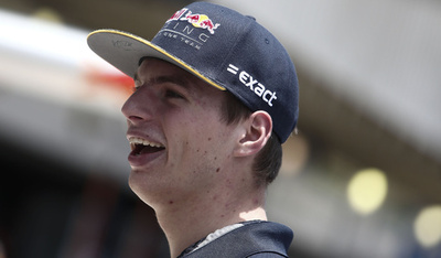 フェルスタッペン、メルセデス代表から忠告受けるも「いつも通りレースする」