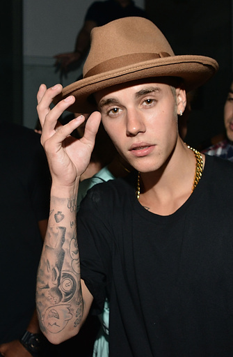 J・ビーバーさんに出廷命令、アルゼンチン裁判所 暴行に関与か