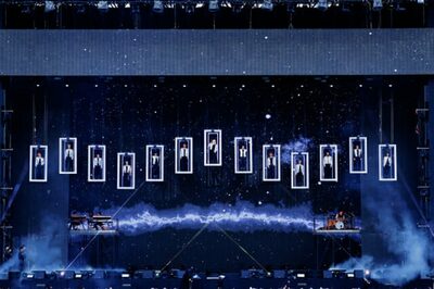 先端技術を駆使する韓流アイドルグループ、多彩なコンセプトのステージ展開