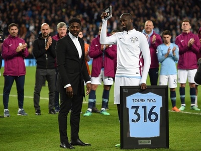 シティがリーグ記録を三つ更新、退団するトゥーレはファンに別れ