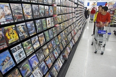 人気韓国グループKARA、メンバー3人が事務所を契約違反で提訴