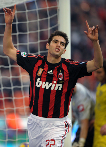 ミラン カカのPKでキエーボに勝利