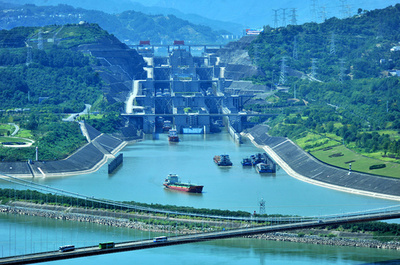 中国三峡水門の単月貨物輸送量が1500万トンを突破