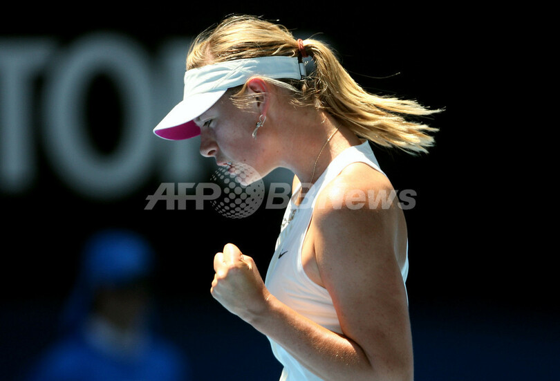 シャラポワ イワノビッチ降し全豪初制覇