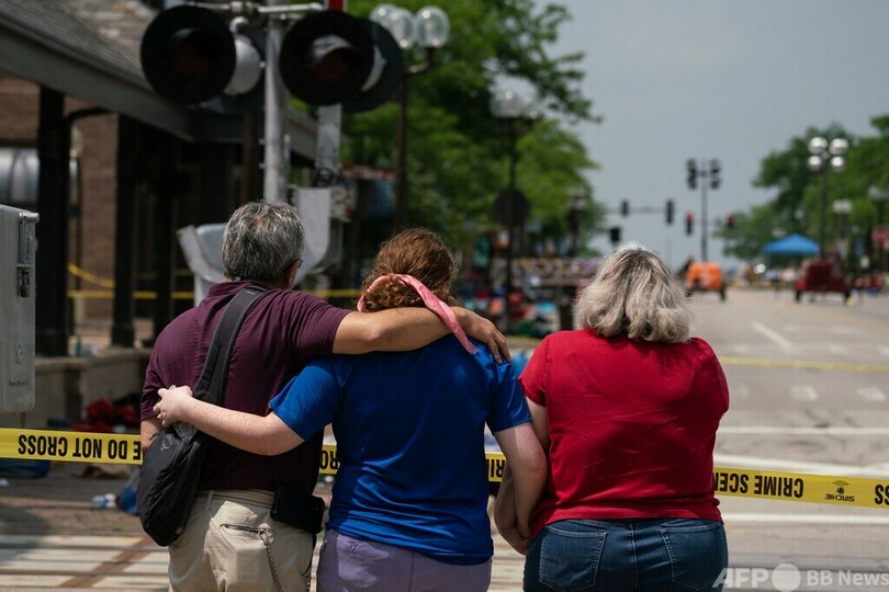 米乱射容疑者、女装姿で逃走 数週間前から犯行計画か