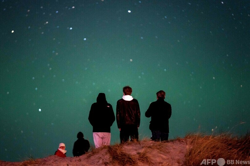 夜空照らす幻想的な光 デンマークでオーロラ観測