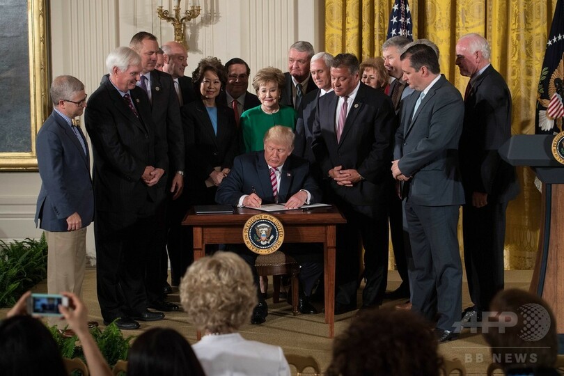 トランプ氏、航空管制の民営化計画を発表 「2.7兆円の経済効果」