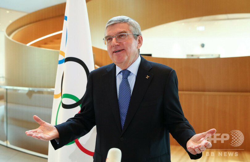 五輪選手は「品位ある」抗議手段の模索を IOC会長が要求