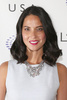 米ニューヨークで開催された仏化粧品大手ロレアル（L&apos;Oreal）と女優のオリヴィア・マン（Olivia Munn）が主催する美容界を画期的に改革した女性に贈る「The L&apos;Oreal USA Women In Digital &quot;NEXT&quot; Generation Awards Ceremony」の授賞式に登場した女優のオリヴィア・マン（Olivia Munn、2013年7月17日撮影）。（c）AFP/Getty Images/Neilson Barnard