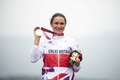 英国選手として歴代最多となる17個目のパラリンピック金メダルを獲得したサラ・ストーリー。写真は女子個人タイムトライアル優勝時（2021年8月31日撮影）。(c)CHARLY TRIBALLEAU / AFP