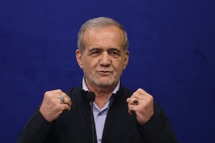 イラン新大統領、道徳警察による女性への「嫌がらせ」防止表明