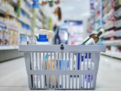 コンビニの「廃棄食品」無断持ち帰りで窃盗罪…韓国・アルバイト店員に宣告猶予