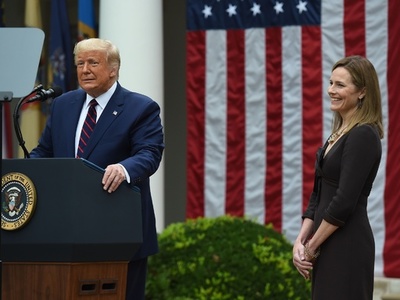 米大統領、最高裁判事に保守派バレット氏を指名