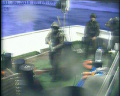 ガザ支援船をイスラエル軍が強襲、10人以上死亡 トルコ強く抗議