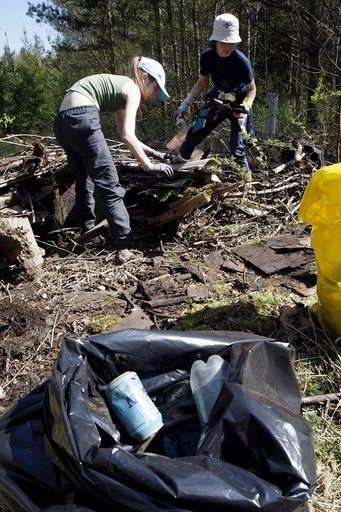 地球規模のゴミ撲滅作戦、ネットで呼びかけ100万人参加見込む エストニア
