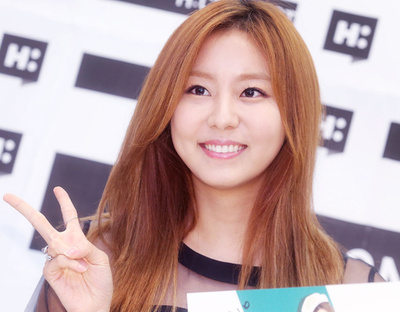 アフタースクールのユイ、ファッションブランドのイベントに出席