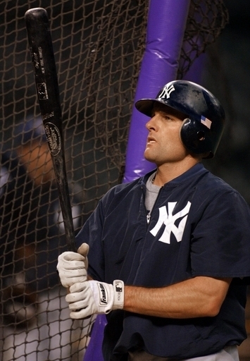 薬物問題の公聴会にノブロック氏を召喚