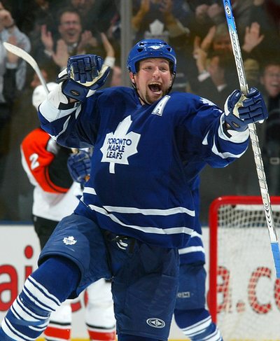 ＜06-07NHL＞メープルリーフス マッケイブの活躍でフライヤーズを降す - カナダ