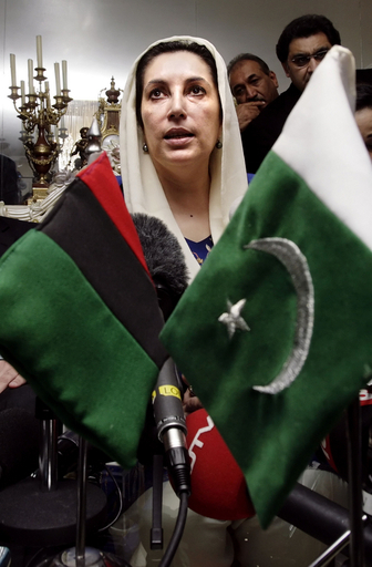 ブット元首相、ムシャラフ大統領との連携に前向き