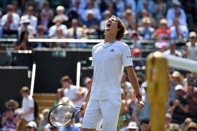 胃腸炎感染のズベレフ、棄権の危機乗り越え2回戦突破 ウィンブルドン