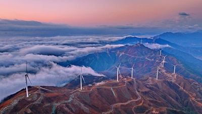 中国の再生可能エネルギー発電 総設備容量13億kW超に