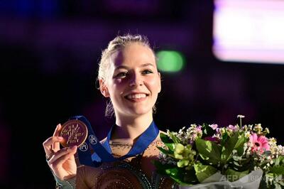 エストニアのペトロキナ、女子シングルで「夢」の金 フィギュア欧州選手権