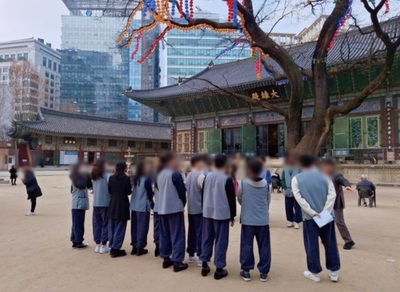 韓国の「お寺合コン」シングル男女がキャハハ…教師・弁護士・銀行員がはしゃいだ現場