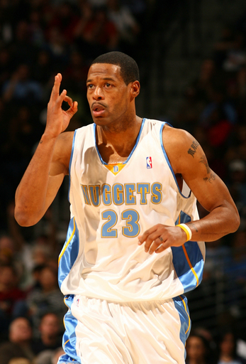 ナゲッツ バックス降し2連勝