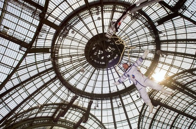 パリのグラン・パレに宇宙飛行士登場