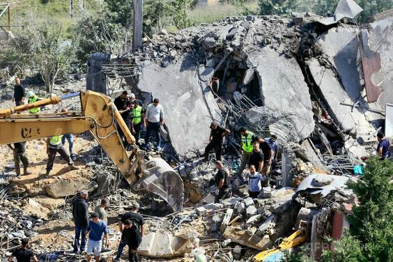 イスラエルが停戦後最大規模の空爆、レバノン南部で少なくとも9人死亡