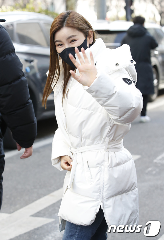 (c)news1