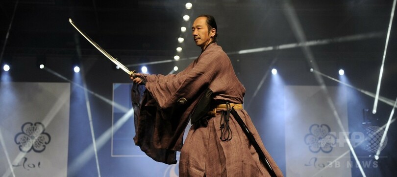 仏パリでジャパンエキスポ開幕、コスプレ好きが大集合