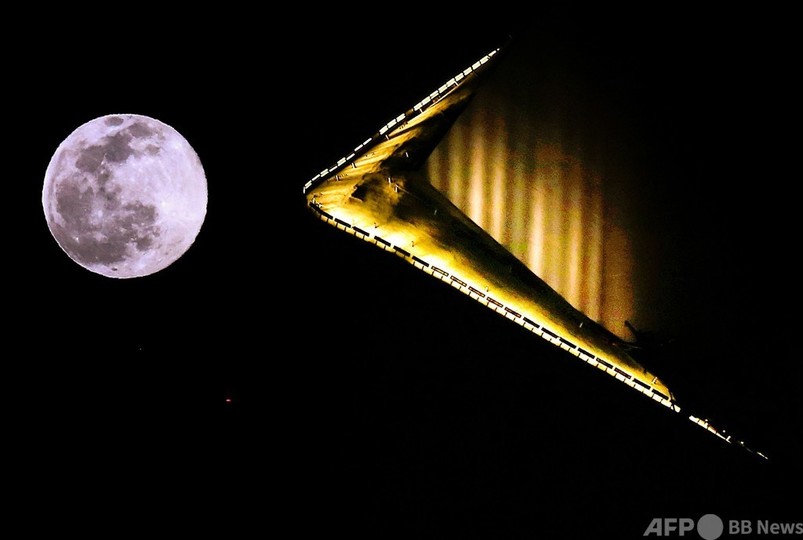 今年最初の満月 ウルフムーン 世界各地で観測 写真15枚 国際ニュース Afpbb News