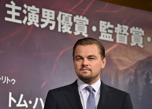 レオナルド・ディカプリオ来日、オスカー受賞祝い「鏡開き