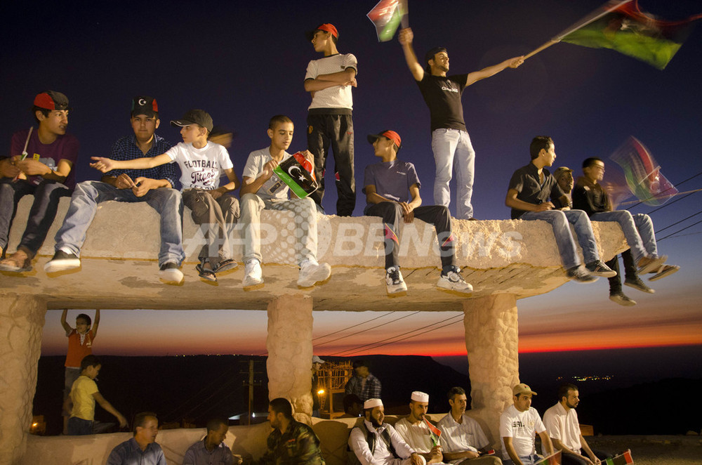 仏、リビア反体制派に武器供与 安保理決議違反の恐れ 写真1枚 国際ニュース：AFPBB News
