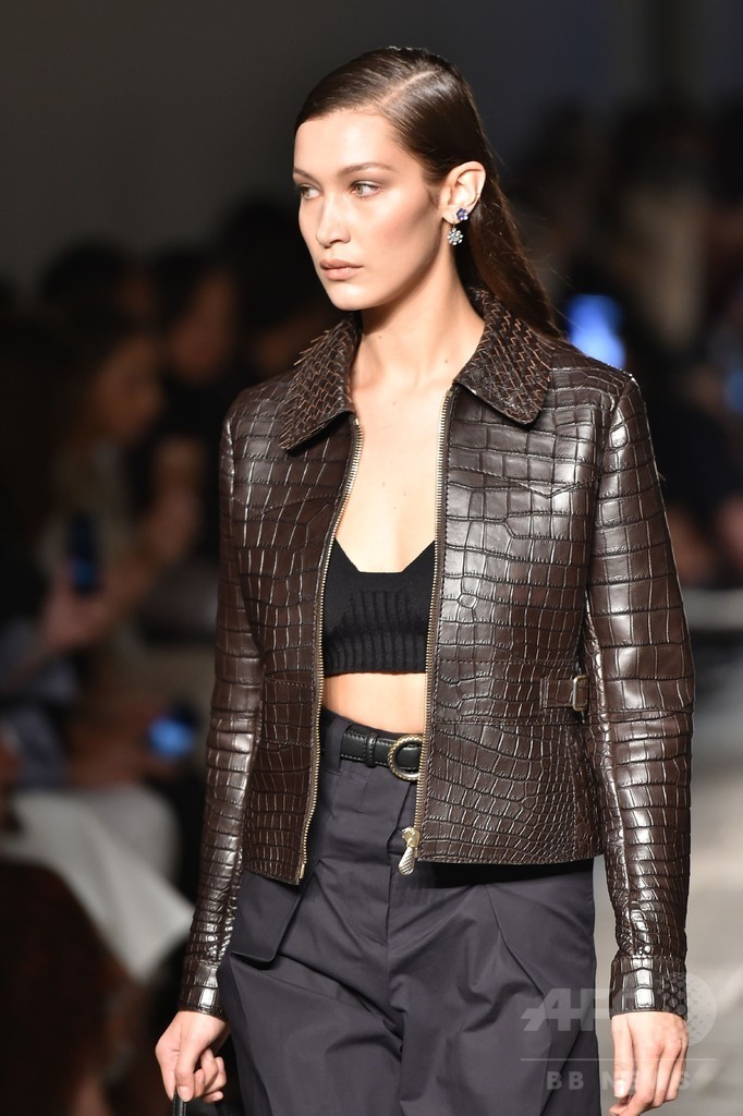 「ボッテガ・ヴェネタ」17年春夏