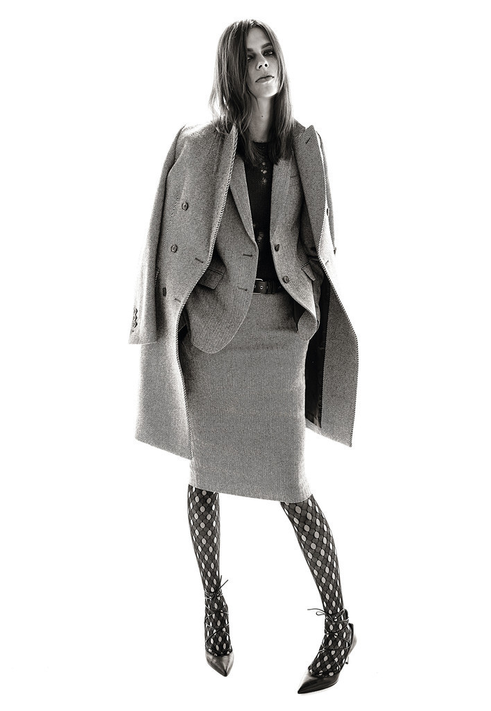 ユニクロ×カリーヌ・ロワトフェルド、新コレクションのムービーが解禁！