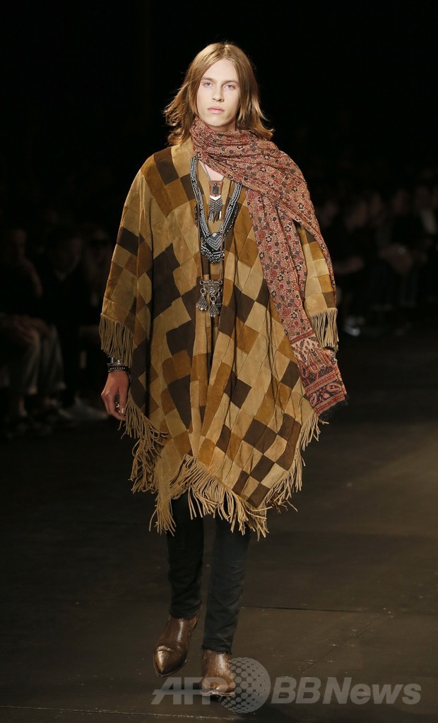 テーマはサイケデリック・ロック、「サンローラン」15年春夏メンズ