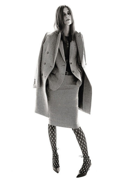 ユニクロ×カリーヌ・ロワトフェルド、新コレクションのムービーが解禁！