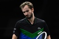 男子テニス、パリ・マスターズ、シングルス2回戦。勝利を喜ぶグリゴール・ディミトロフ（2023年11月1日撮影）。(c)JULIEN DE ROSA / AFP
