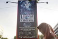 インドネシアの首都ジャカルタ（Jakarta）市内に掲げられた米歌手レディー・ガガ（Lady Gaga）の公演の看板（2012年5月16日撮影）。(c)AFP/OSCAR SIAGIAN
