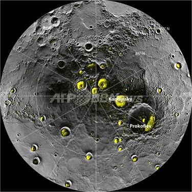 水星の極地域に大量の氷が存在、NASAの探査チームが発表 写真3枚 国際