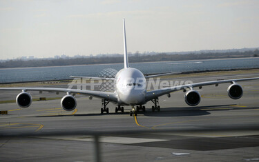 エールフランスのA380型機、初めて米国に着陸 写真4枚 国際ニュース