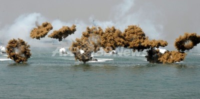あまりに凄まじい砲爆撃！練度を生かした一点集中攻撃で、史実