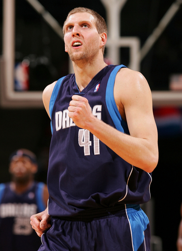 ＜06-07NBA＞マーベリックス ノビツキーの活躍で8連勝を飾る - 米国