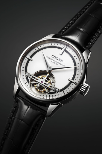 「シチズン」ブランド初のトゥ―ルビヨン搭載、大丸松坂屋百貨店の記念モデル