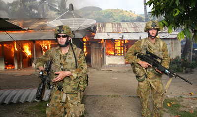 グスマン大統領、非常大権で軍掌握 - 東ティモール