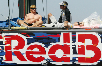 ＜ルイ・ヴィトン・カップ＞8日目のレースは微風のため延期 - スペイン