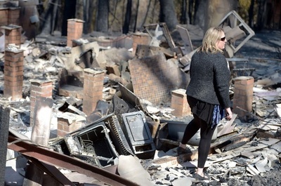 オーストラリアの山火事、各地のコミュニティーを破壊